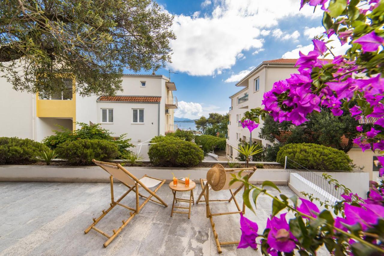 Apartmani Aida Živogošće エクステリア 写真