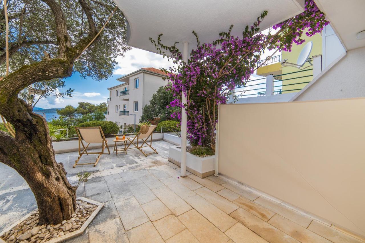 Apartmani Aida Živogošće エクステリア 写真