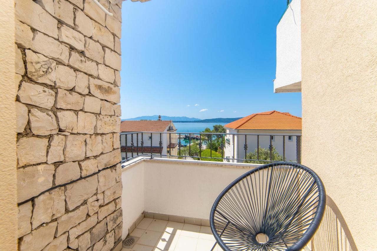 Apartmani Aida Živogošće エクステリア 写真
